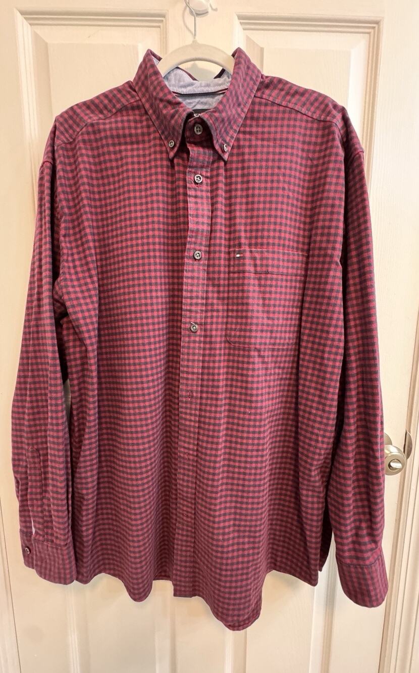 Tommy Hilfiger Classic Fit Stretch Men’s XL Button Shirt Red Black Check